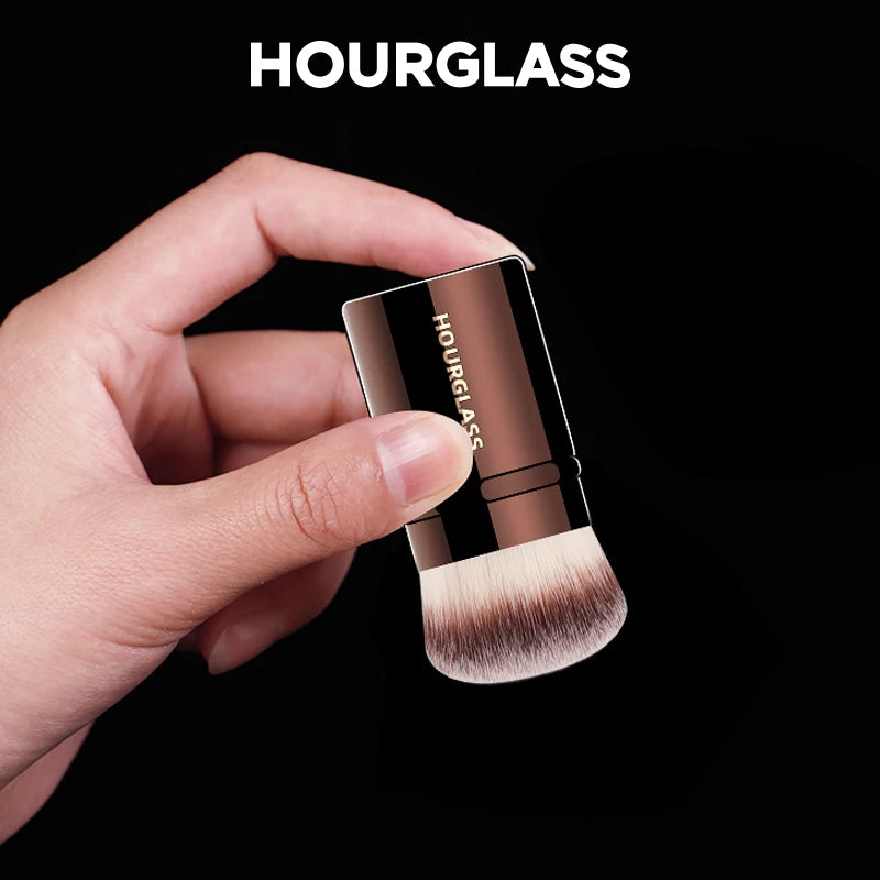 Retractable Blush Brush Soft and Skin-friendly Fiber