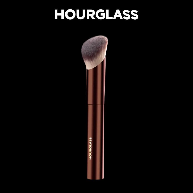 Ambient Soft Glow Foundation Brush